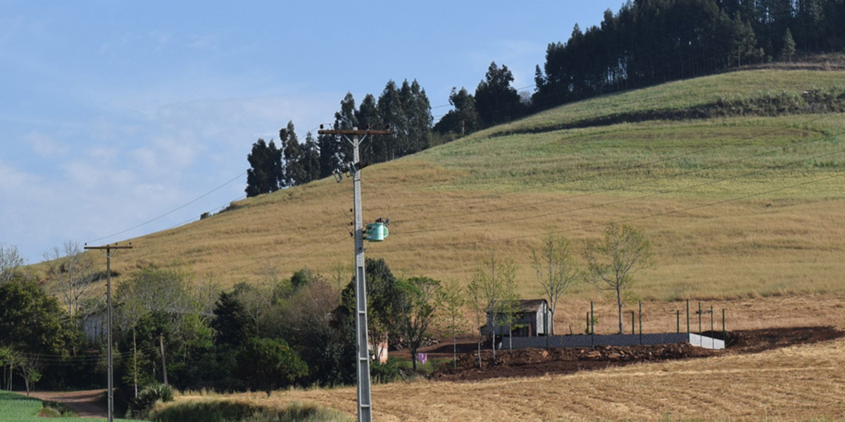 Decreto federal retira descontos na energia elétrica para os agricultores