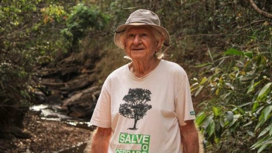 Eugênio Giovenardi lança livro em defesa da preservação do Cerrado